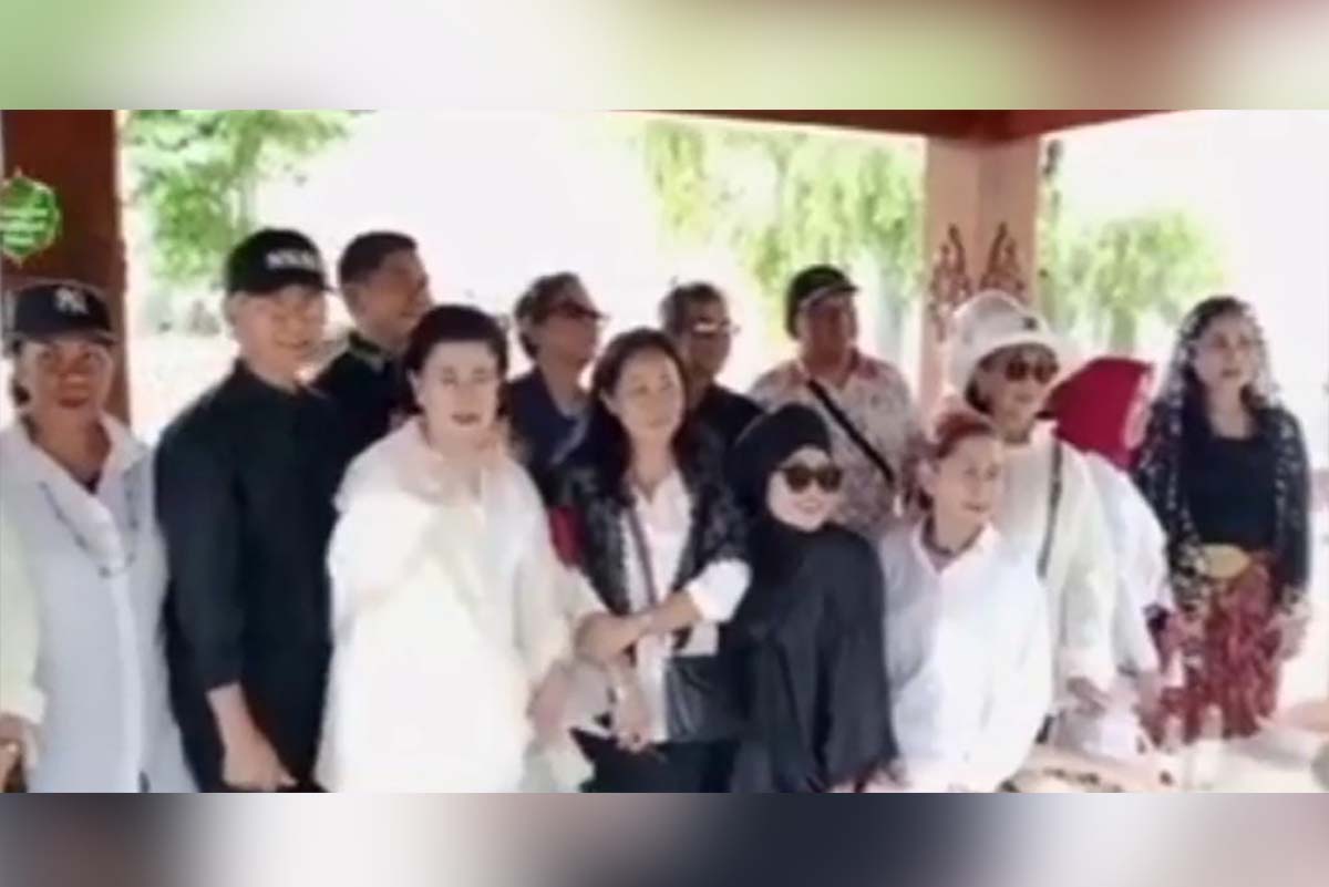 Bupati Mukomuko Turut Hadiri Giat GMPF Tabur Bunga di Makam Fatmawati Soekarno