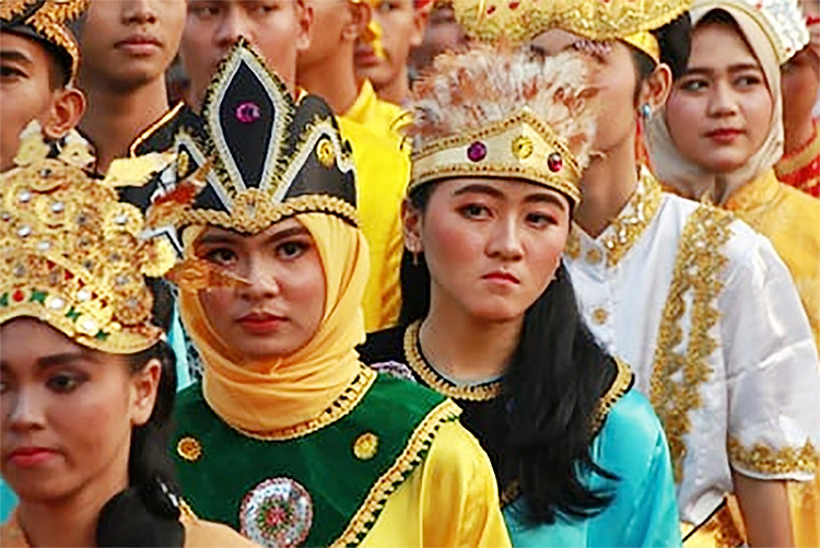 Daftar Nama 400 Suku di Indonesia dan Daerah Asalnya