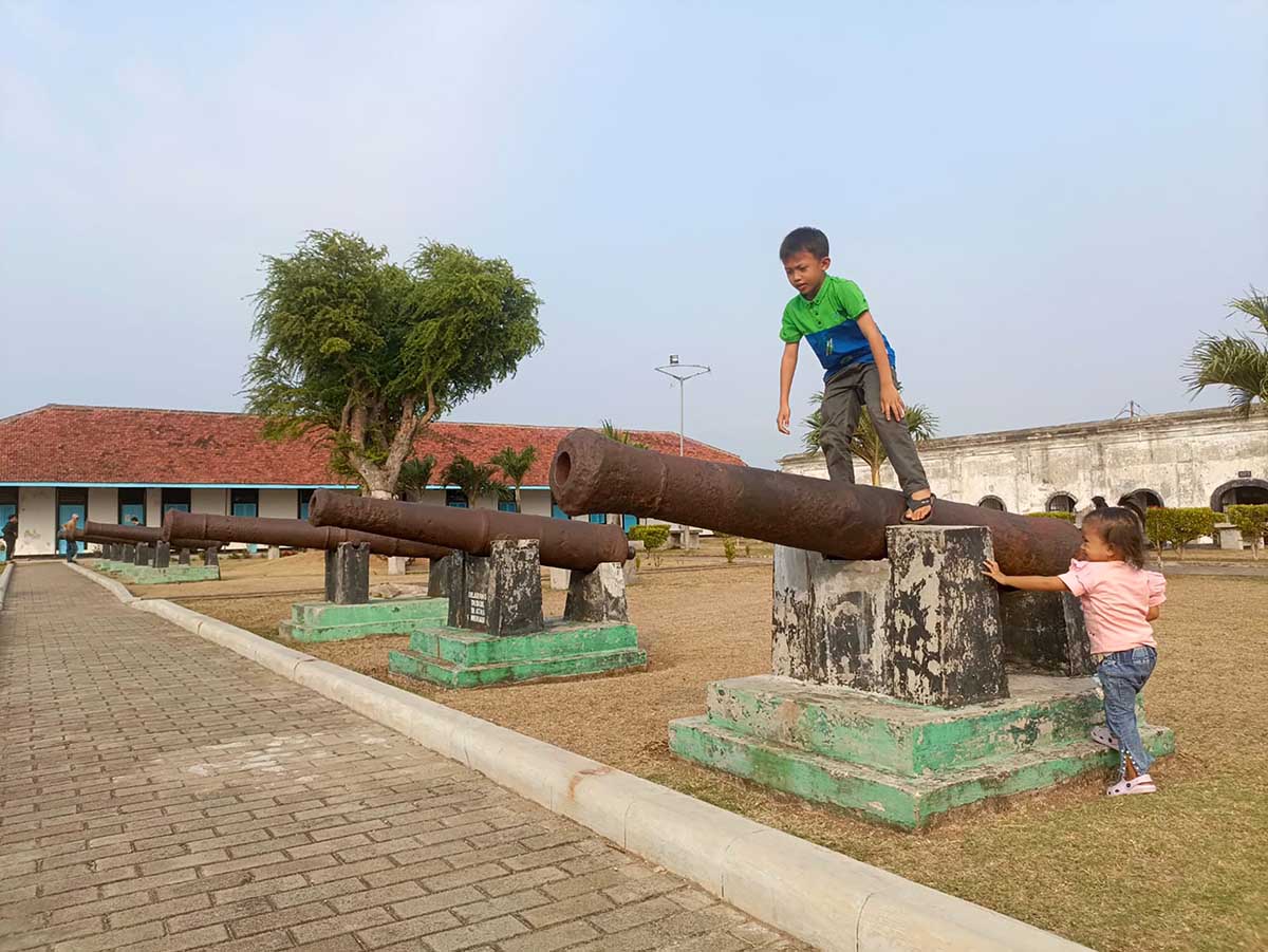 Mengunjungi Benteng Peninggalan Inggris di Bengkulu, Harga Karcis dan Aturan Agar Tidak 'Diserang' Penjaga