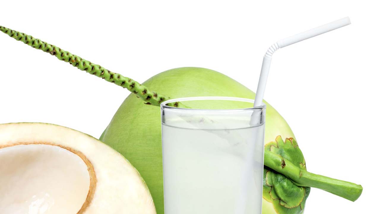 Diabetes? Coba 3 Metode Minum Air Kelapa Ini untuk Bantu Kendalikan Kadar Gula Darah Anda