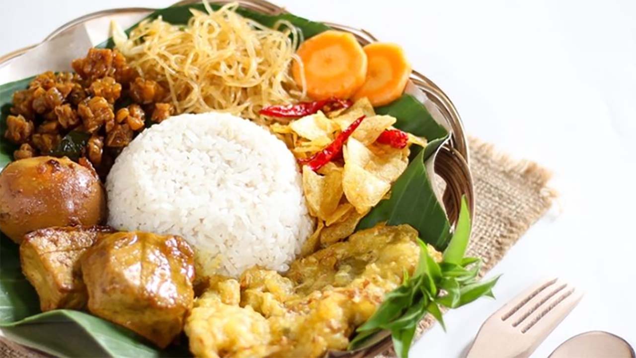 4 Tips Membuat Nasi Uduk yang Gurih dan Praktis, Tanpa Santan