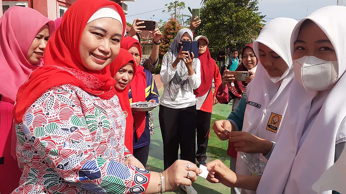 ﻿TP PKK Hadiri Gerakan Nasional Aksi Bergizi di SMPN 1 Mukomuko