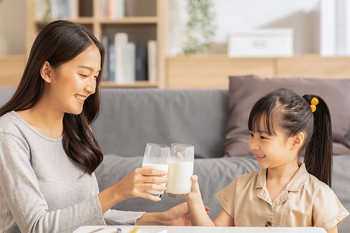 6 Merek Susu Pertumbuhan yang Cocok Untuk Anak, Anak Riang Ibu Senang Harga Terjangkau
