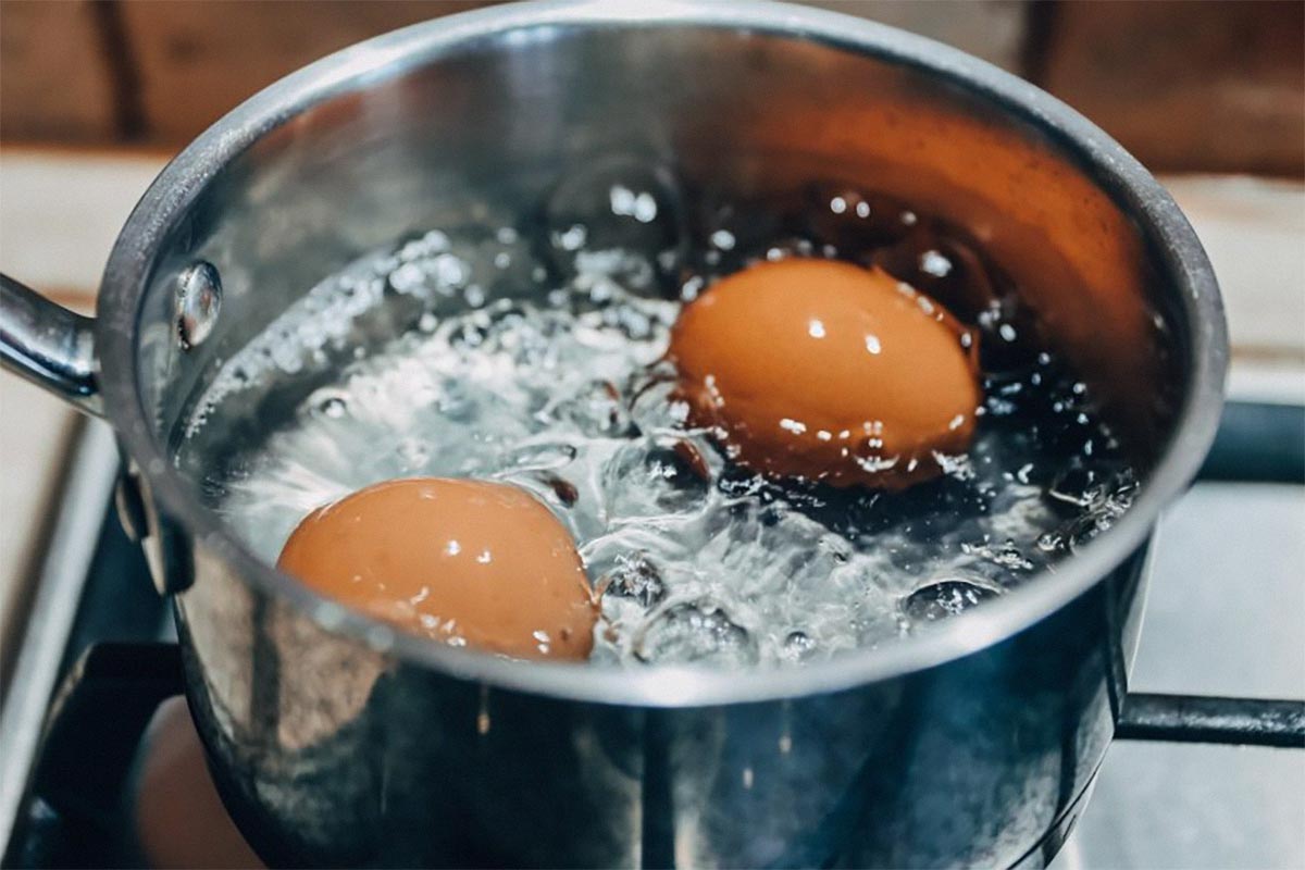 Tips Merebus Telur Agar Tidak Pecah dan Mudah Dikupas, Nomor 5 Wajib Dilakukan