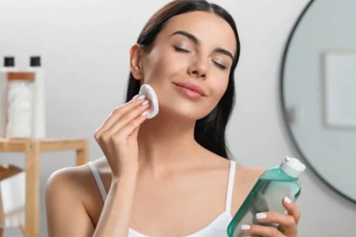 Sering Terlupakan, Inilah Manfaat dari Rutin Menggunakan Micellar Water Saat Skincarean