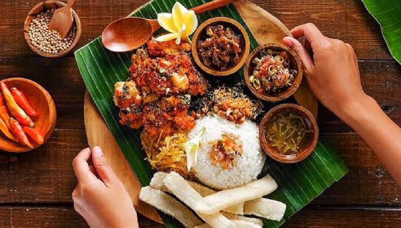 5 Makanan Sehari-Hari yang Ternyata Menjadi Penyebab Asam Lambung Naik