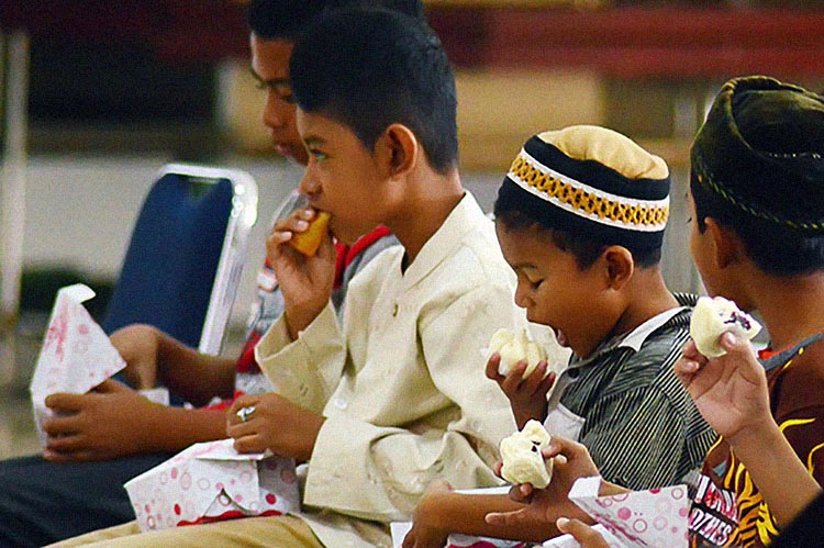 7 Pahala Menyantuni Anak Yatim, Nomor 6 Diharapkan Semua Orang