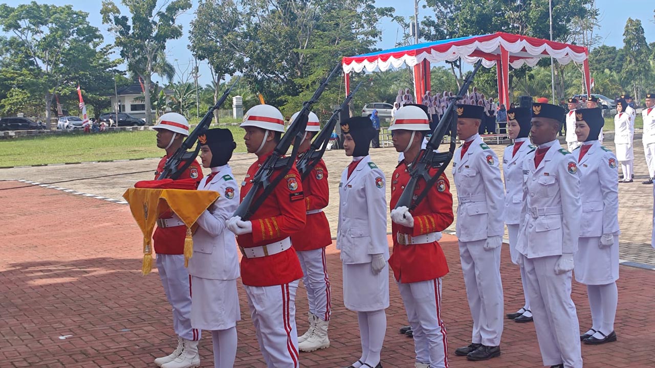 Selain Liburan 3 Malam, 38 Anggota Paskibra Mukomuko Juga Dapat Tabungan