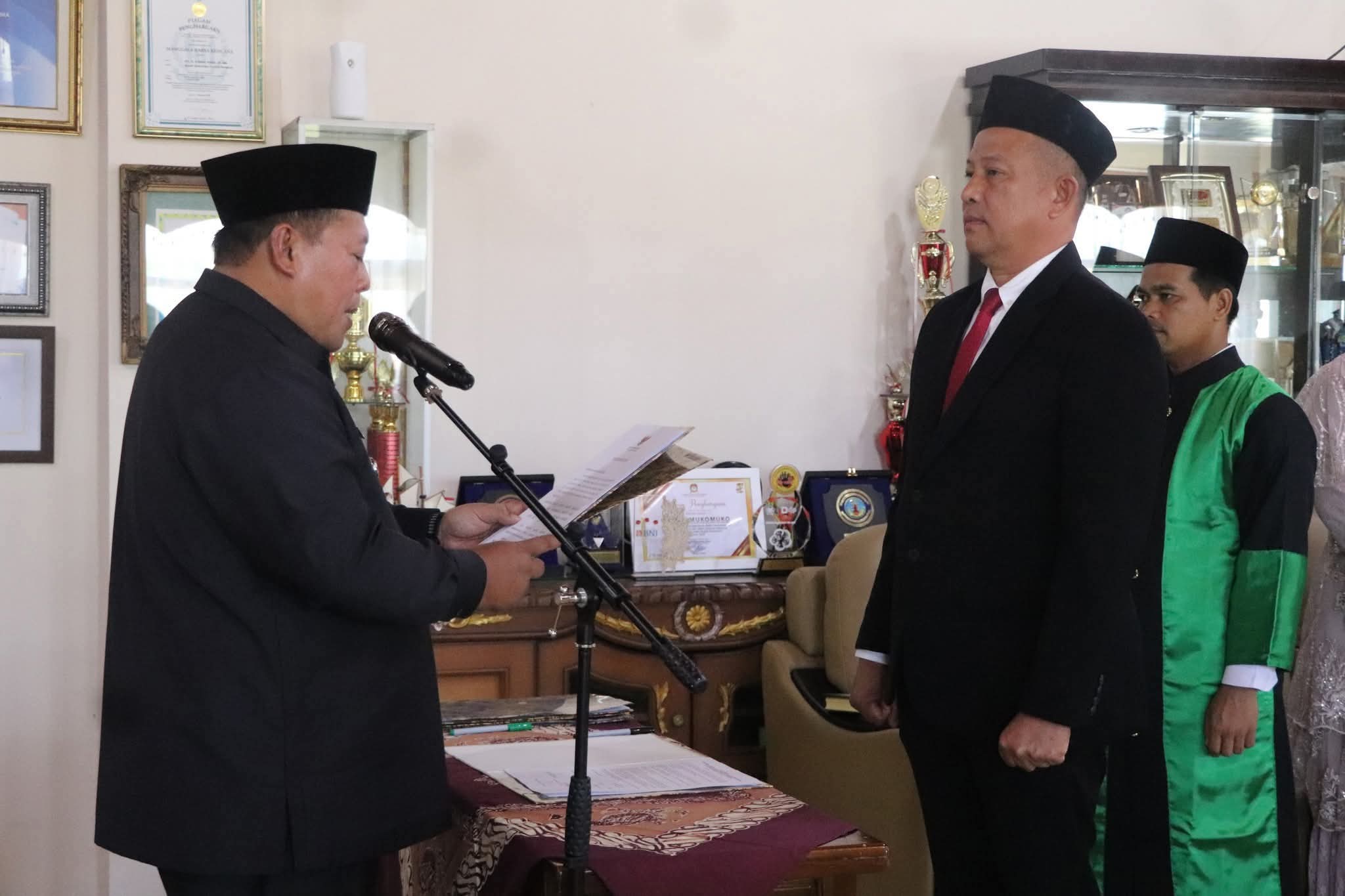 Bupati Choirul Huda Lantik Dirut BPR Mukomuko, Perkuat Kelembagaan dan Integritas Layanan Perbankan Daerah