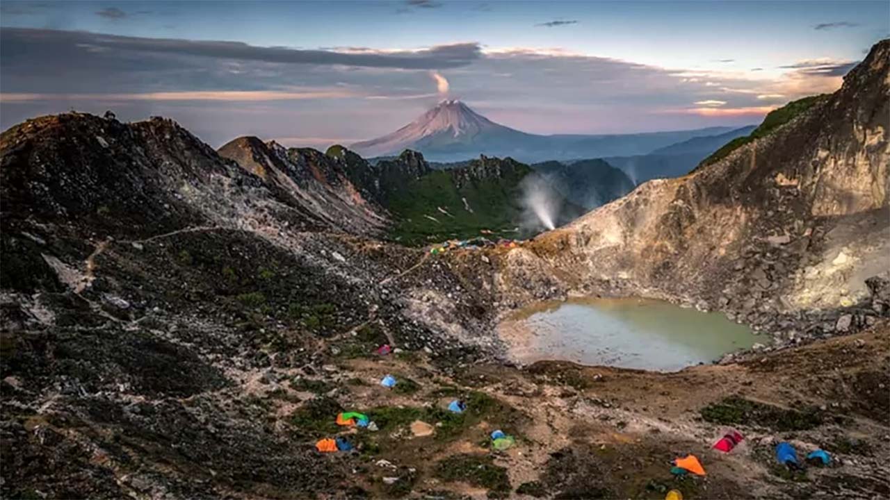 Pesona Alam Gunung Sibayak yang Memukau Setiap Wisatawan yang Berkunjung