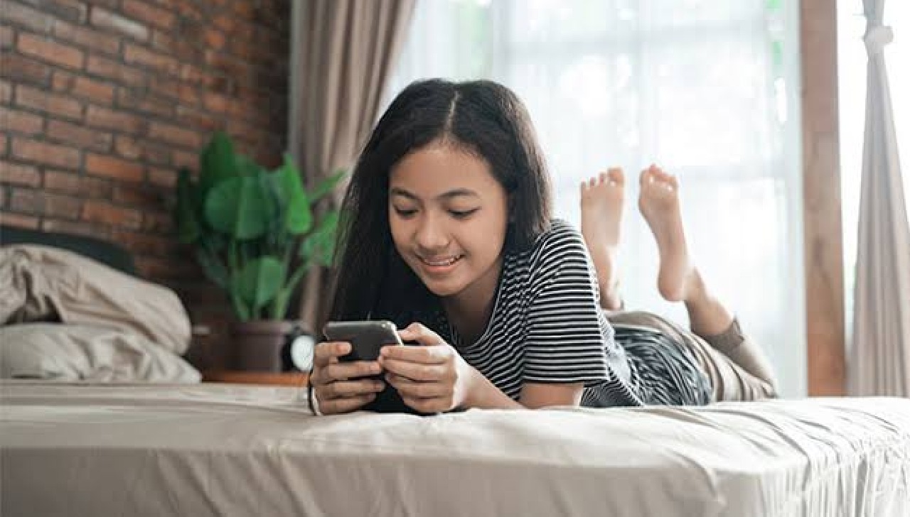 ChatGPT: Teman Curhat Terbaik bagi Para Gen Z
