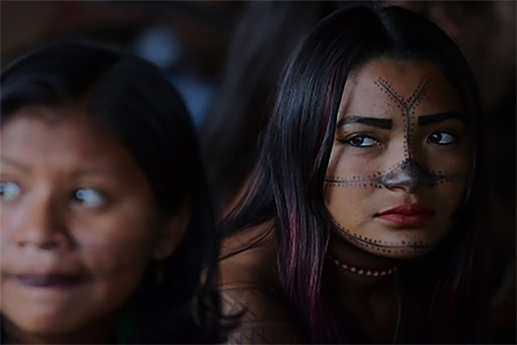 Pederitaan Wanita 6 Suku Pedalaman, Harus Lakukan Tradisi Menyakitkan dan Berbahaya