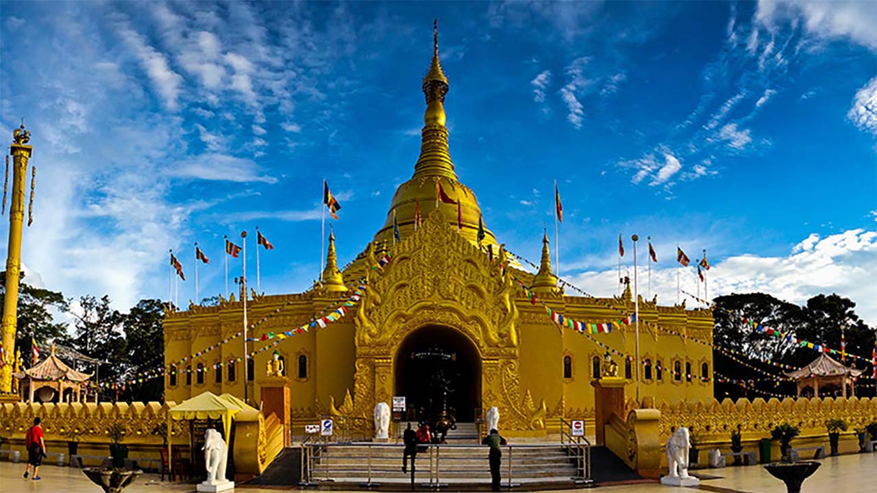 Bak Terasa di Myanmar, Inilah Pemandangan Taman Alam Lumbini di Berastagi yang Mempesona