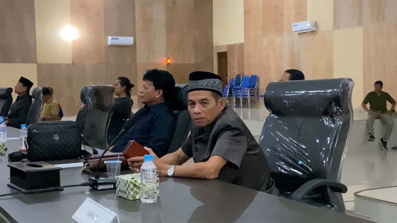 SK Kakak Pjs Bupati Sebagai Ketua Dewan Mukomuko Selesai, Senin Pelantikan