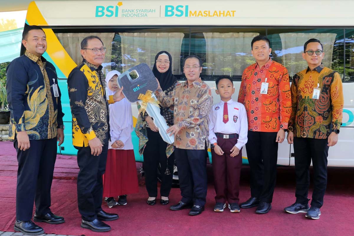 Mukomuko Dapat Bantuan Mobil dari Bank Syariah Indonesia, Bupati: Sarana Transportasi Pendidikan