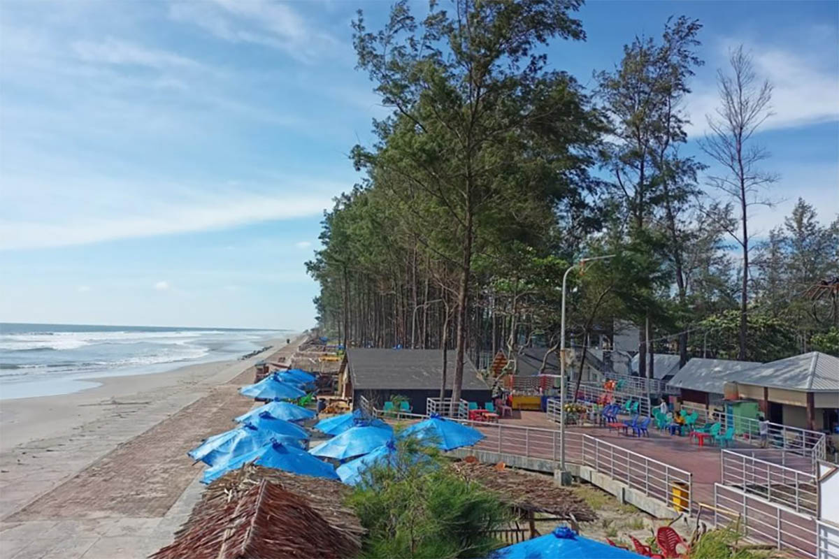 Rekomendasi Tempat Wisata yang Memiliki Pantai Air Biru yang Indah di Bengkulu, Bisa Jadi Opsi Liburan
