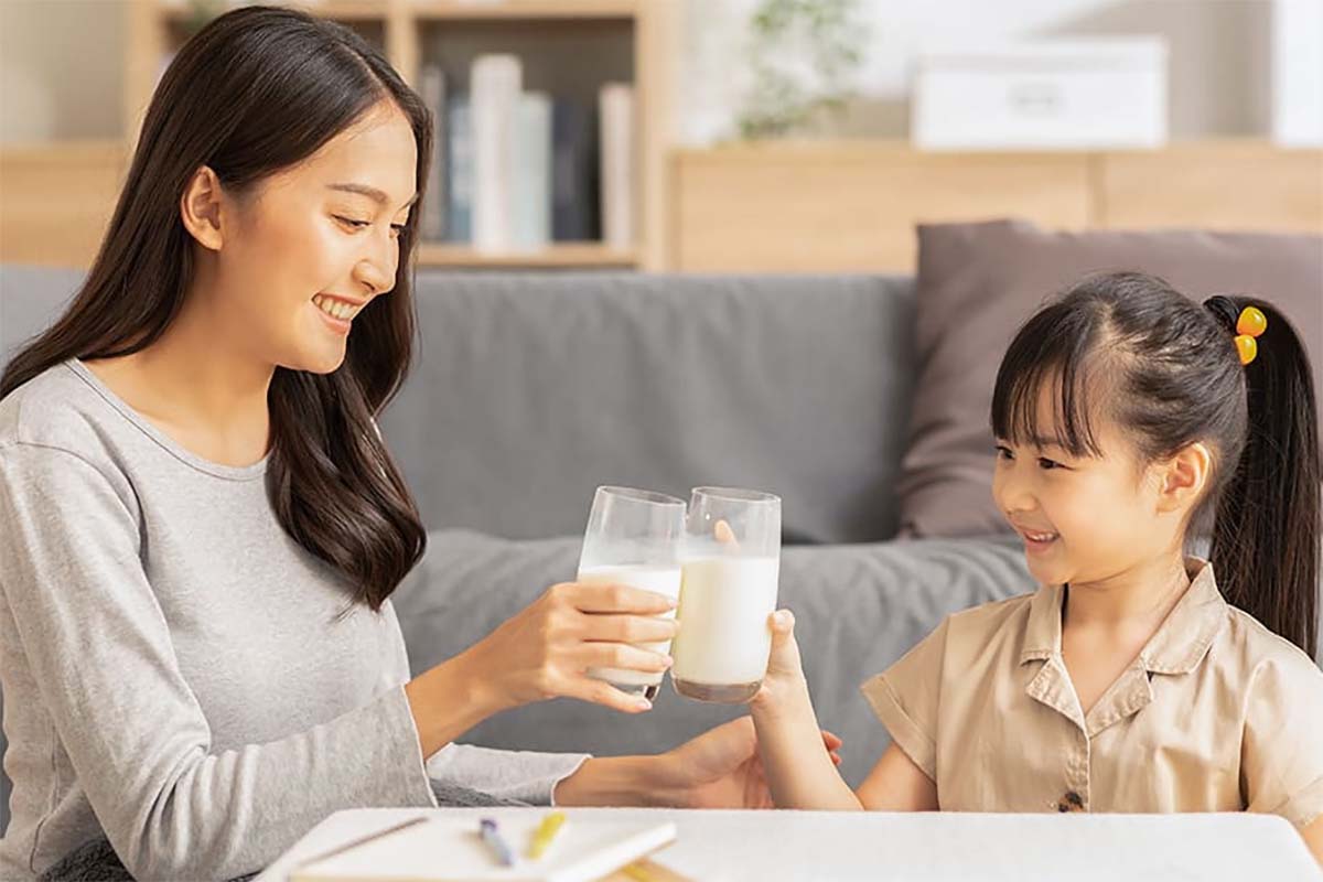 Susu Pertumbuhan: Apakah Anak Zaman Sekarang Lebih Membutuhkannya?