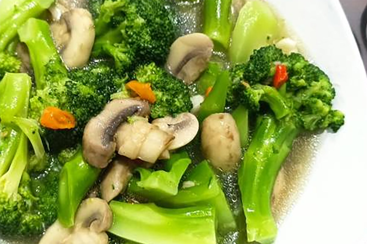 Resep Rumahan Simpel yang Sehat dan Buat Anak-anak Jadi Suka Makan Sayur, Ini Dia Cah Brokoli Jamur Kancing