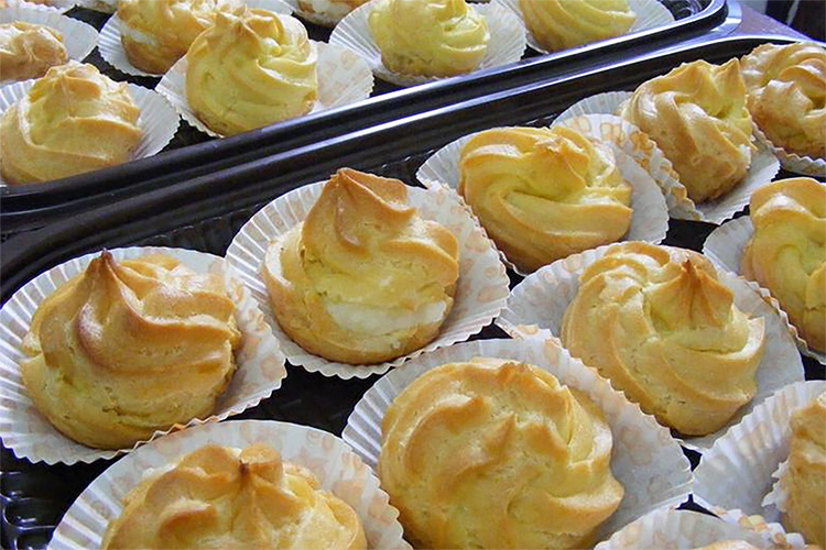 Resep dan Cara Membuat Kue Soes Agar Lembut dan Tidak Kering, Dijamin Bikin Ketagihan