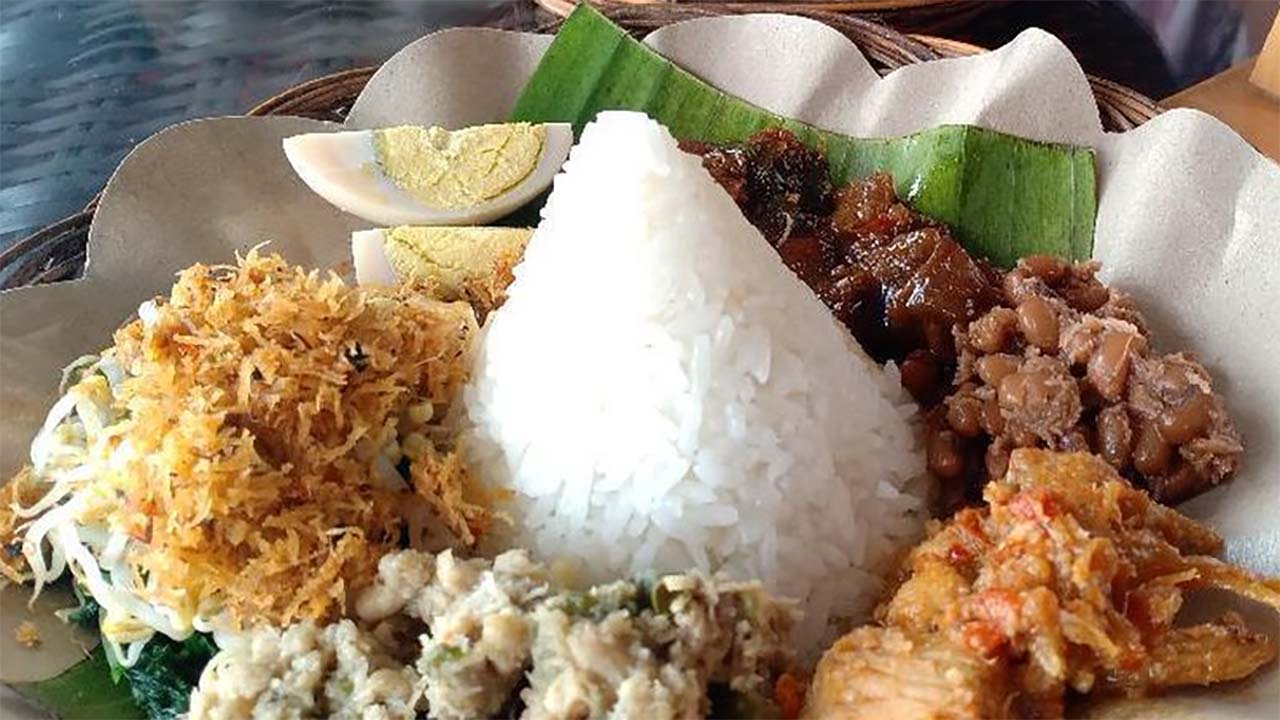 Hidangan Unik yang Lezat Khas Jawa Timur, Begini Resep Sego Rogoh