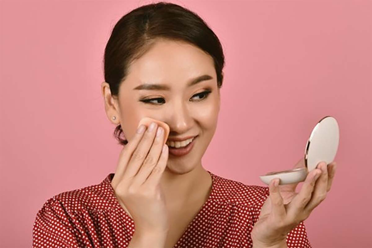 Suka Riasan Wajah dengan Tampilan Tirus? Ini dia Tips Make up Untuk Wajah Bulat Agar Terlihat Tirus