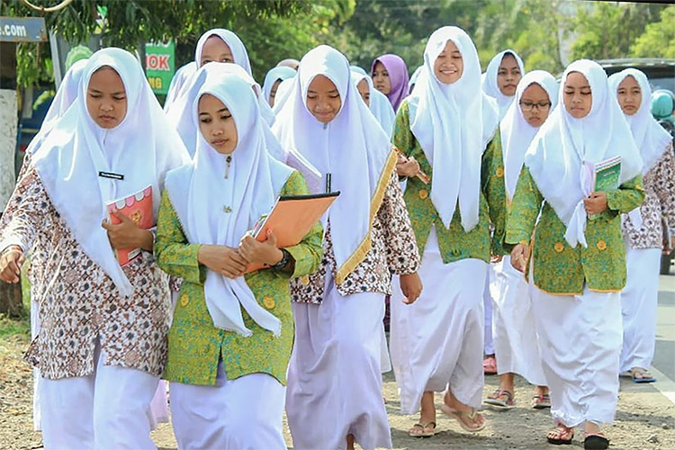 Biaya Sekolah Pesantren Lebih Mahal dari Sekolah Umum, Ini Penjelasannya