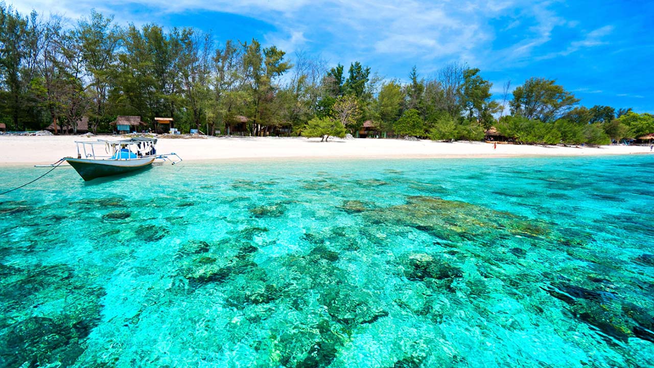 Pesona Pantai Gili Meno yang Memukau dan Menakjubkan di Hamparan Pulau Nusa Tenggara