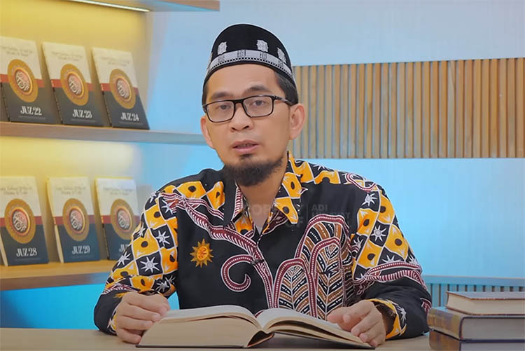 Kata Ustadz Adi Hidayat Bila Hidup Sulit Amalkan Surat Al Waqi; Ah, Rezki Akan Lancar