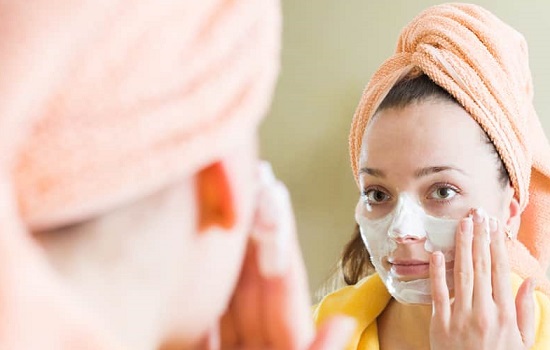 ﻿Manfaat Exfoliasi, Rangkaian Skincare Jarang Diketahui Untuk Kesehatan Kulit 