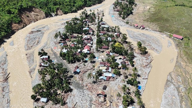 274 Orang Korban Banjir Aceh, Sumut dan Sumbar Belum Ditemukan, Korban Meninggal Sudah 916 Orang