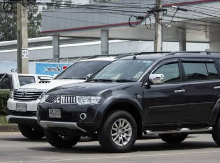 Fortuner vs Pajero, Siapakah Raja Jalanan Sesungguhnya?