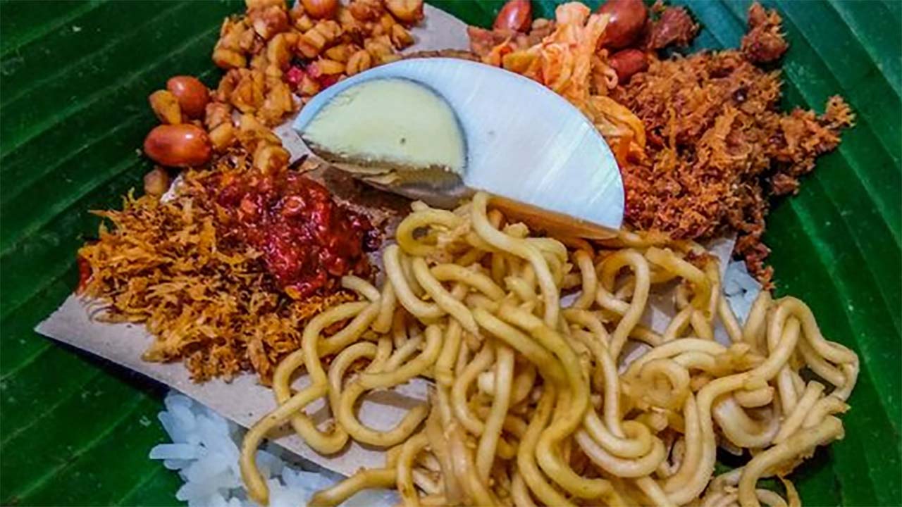 Menikmati Makanan Khas Bali yang Nikmat dan Mengenyangkan, Begini Cara Membuat Nasi Jinggo