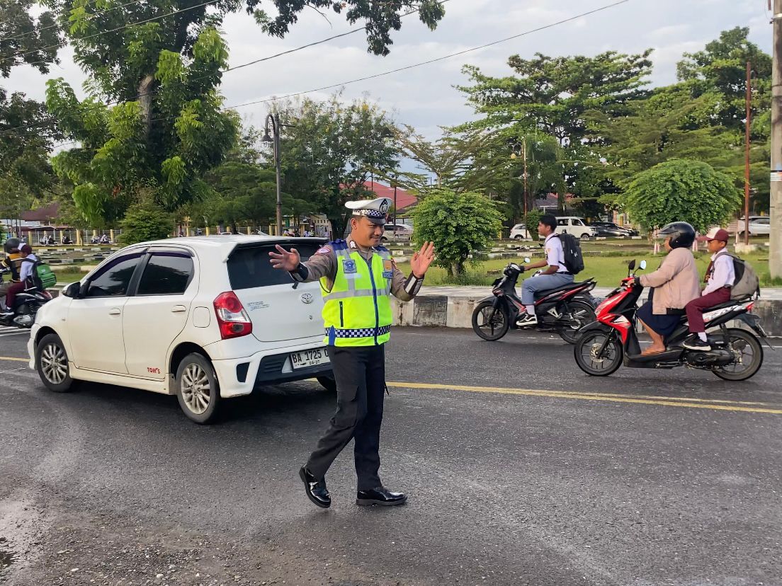Polres Mukomuko Intensifkan Gatur Pagi Demi Kelancaran Lalu Lintas