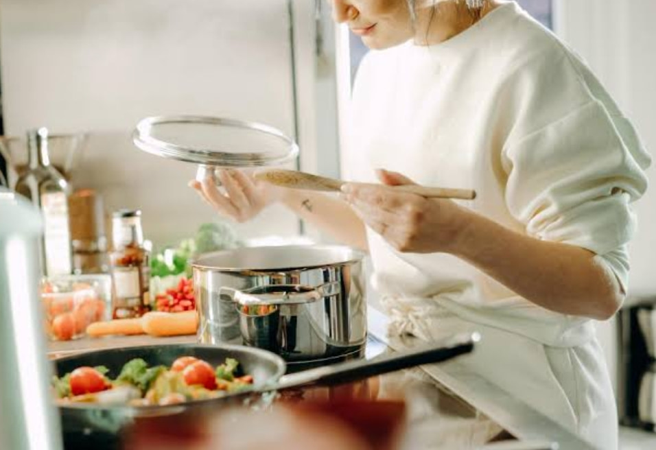 Mencicipi Masakan Di Bulan Romadhan, Batal Atau Makruh, Ini Penjelasannya