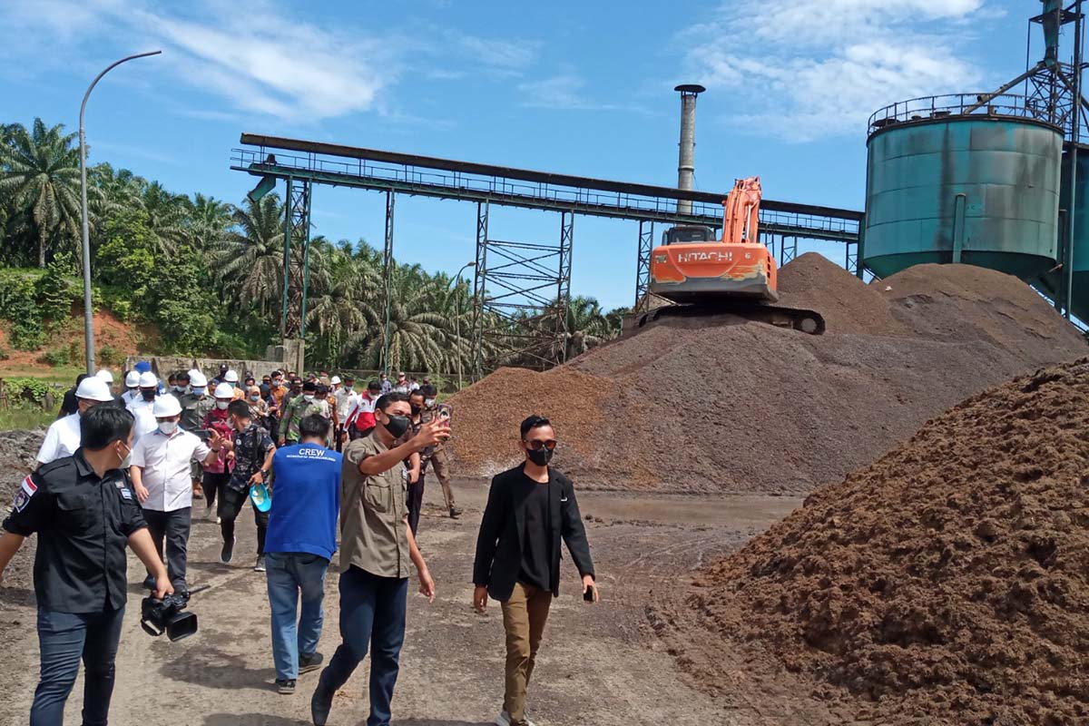 Angkutan CPO dari Mukomuko ke Padang Terkendala Jalan Putus, Pabrik Sawit Tetap Beroperasi 