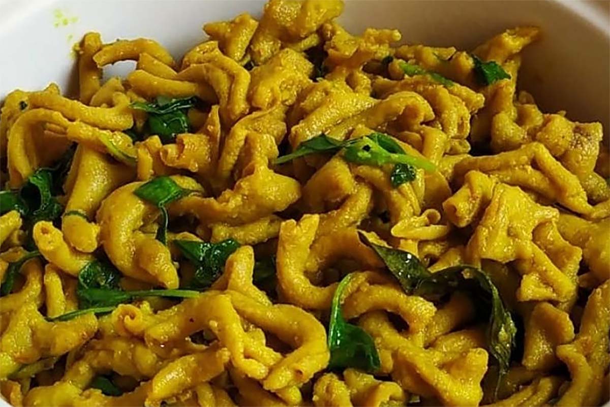 Jangan Melulu Digoreng, Resep Usus Ayam Pedas Bumbu Kuning Juga Wajib Dicoba, Rasanya Maknyus