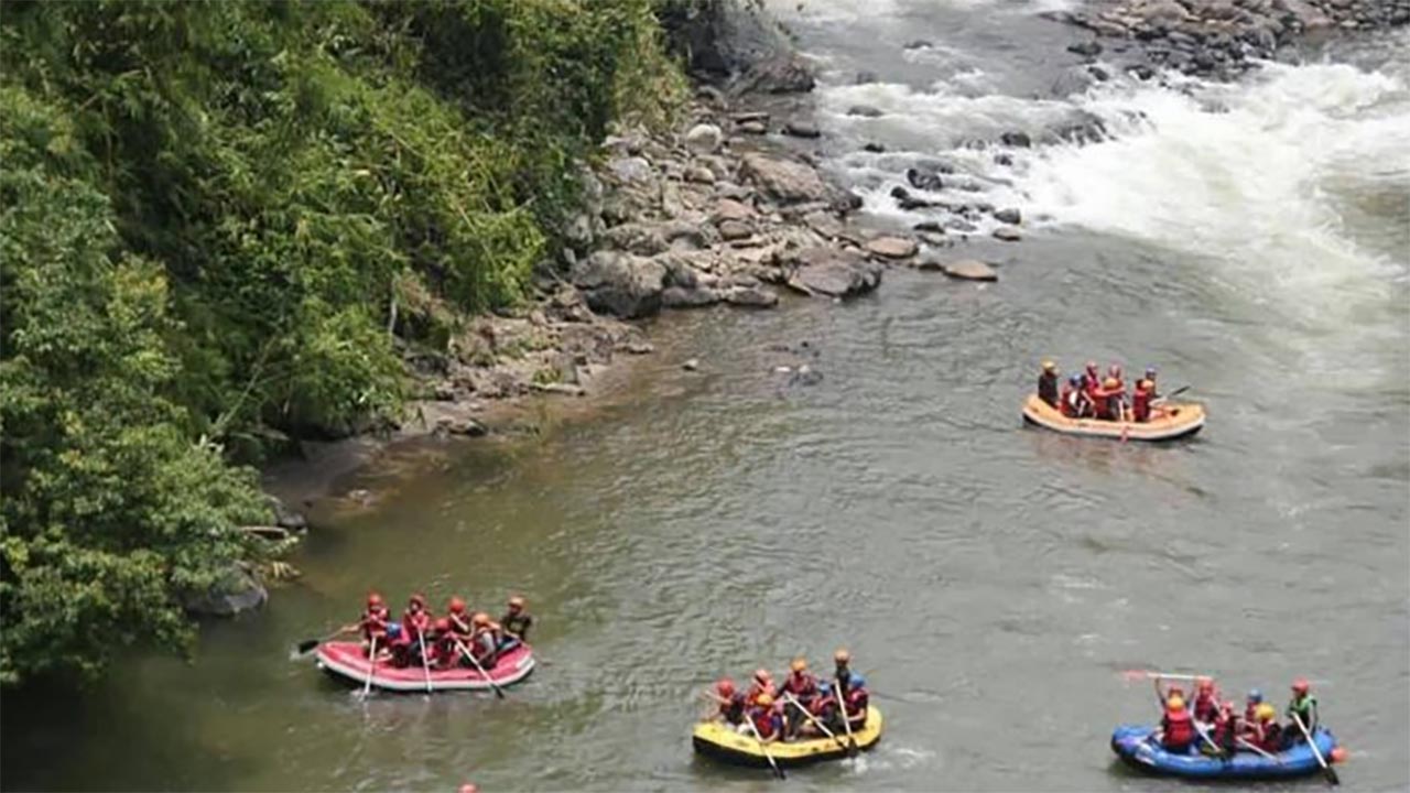 Nikmati Keseruan Wisata Alam Sungai Manna di Libur Akhir Tahun Bersama Teman atau Keluarga