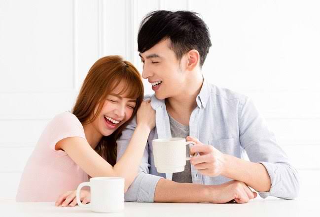 4 Zodiak yang Paling Mudah Membuat Orang Jatuh Cinta