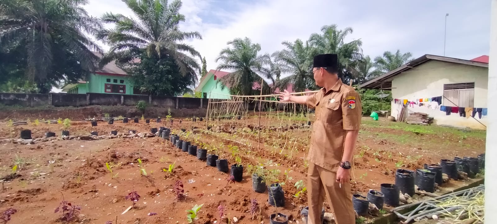 Kades Gajah Mati Canangkan Pemanfaatan Lahan Kosong