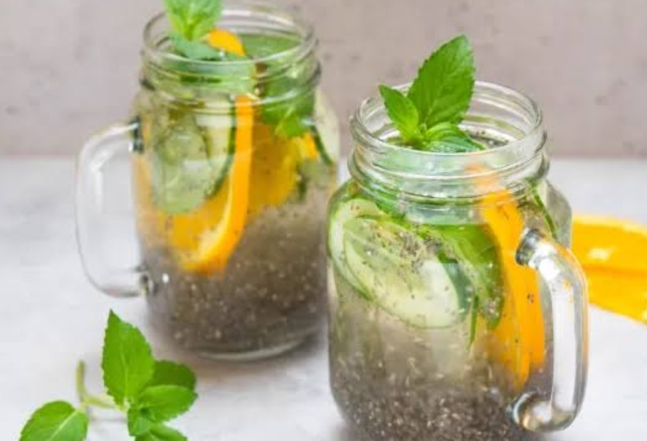 Sampai Jumpa Perut Buncit! Inilah Bahan Alami Untuk Resep Detox Drink Buat Menurunkan Berat Badan