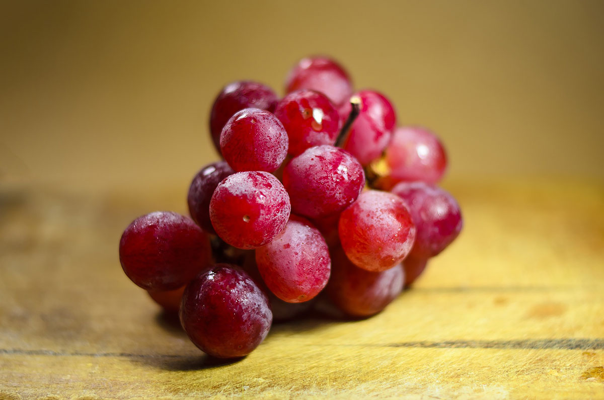 Buah Anggur Ternyata Bisa Menghilangkan Tanda Penuaan Dini? Begini Penjelasannya