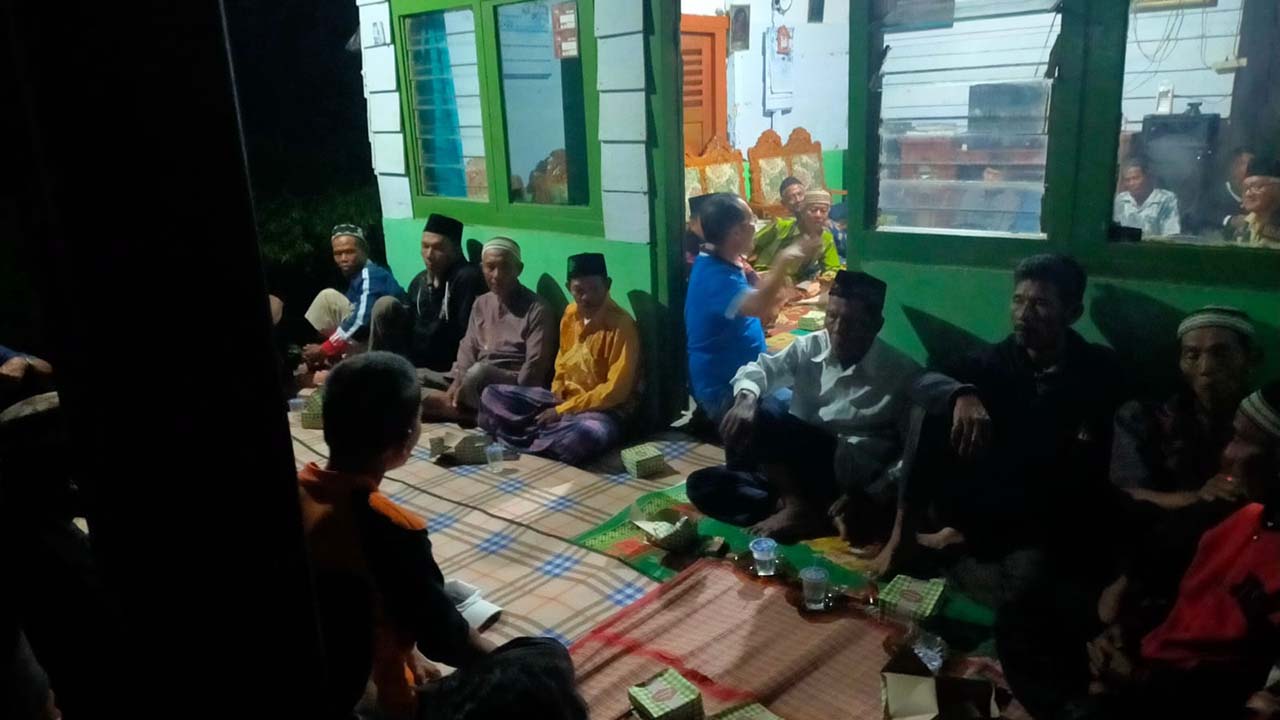 Meski Hujan, Masyarakat Arga Jaya dan Rami Mulya Antusias Sambut Kedatangan Sapuan – Wasri 