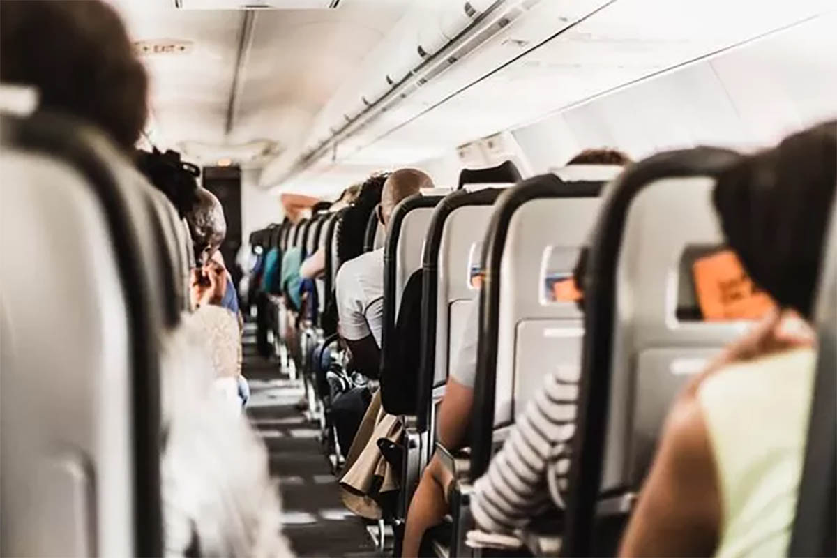 Sering Merasa Bosan dan Jenuh Saat Melakukan Penerbangan Jarak Jauh? Bisa Jadi Ini Penyebabnya