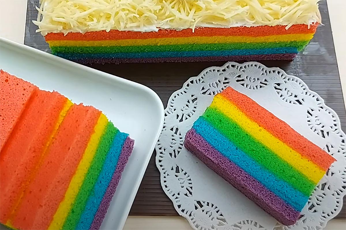 Resep Rainbow Cake Kukus Super Lembut, Hasilnya Cantik dan Enak Anti Gagal