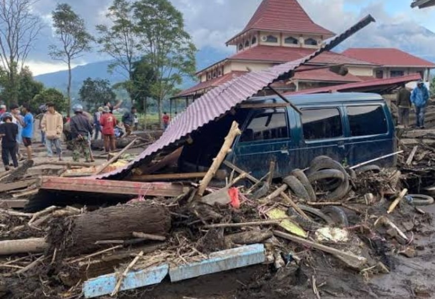 Bencana Banjir Bandang di Sumatera Barat, Puluhan Orang Meninggal Dunia dan Hilang