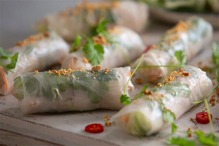 Cocok Untuk Diet, Chiken Vietnamese Sping Rolls Ini Wajib Kamu Coba