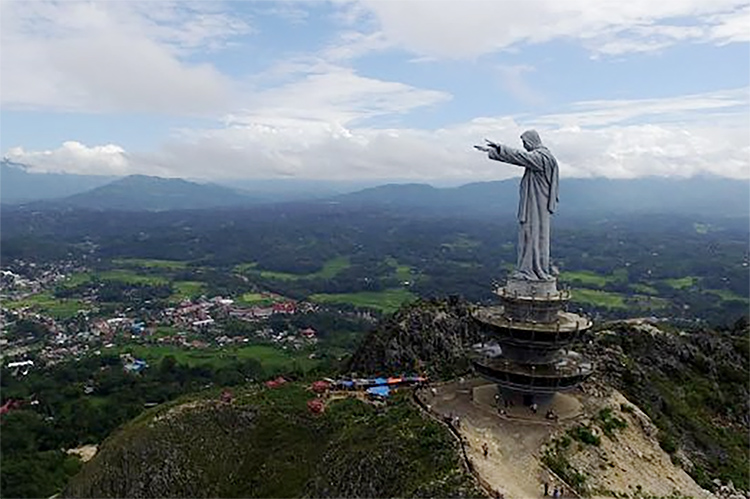 Menilik Fakta-fakta Menarik dari Provinsi Sulawesi Selatan, Punya Patung Yesus Tertinggi di Dunia