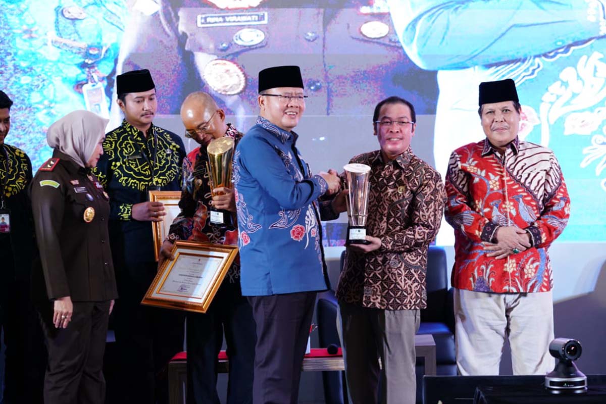Mukomuko Terima Penghargaan Perencanaan Terbaik 2024 dari Gubernur Bengkulu