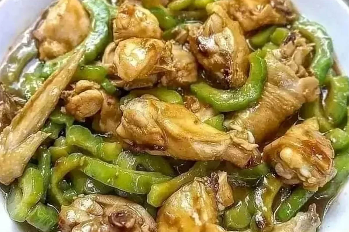 Menu Boros Nasi, Ini Dia Resep Ayam Tumis Pare yang Menggugah Selera Makan