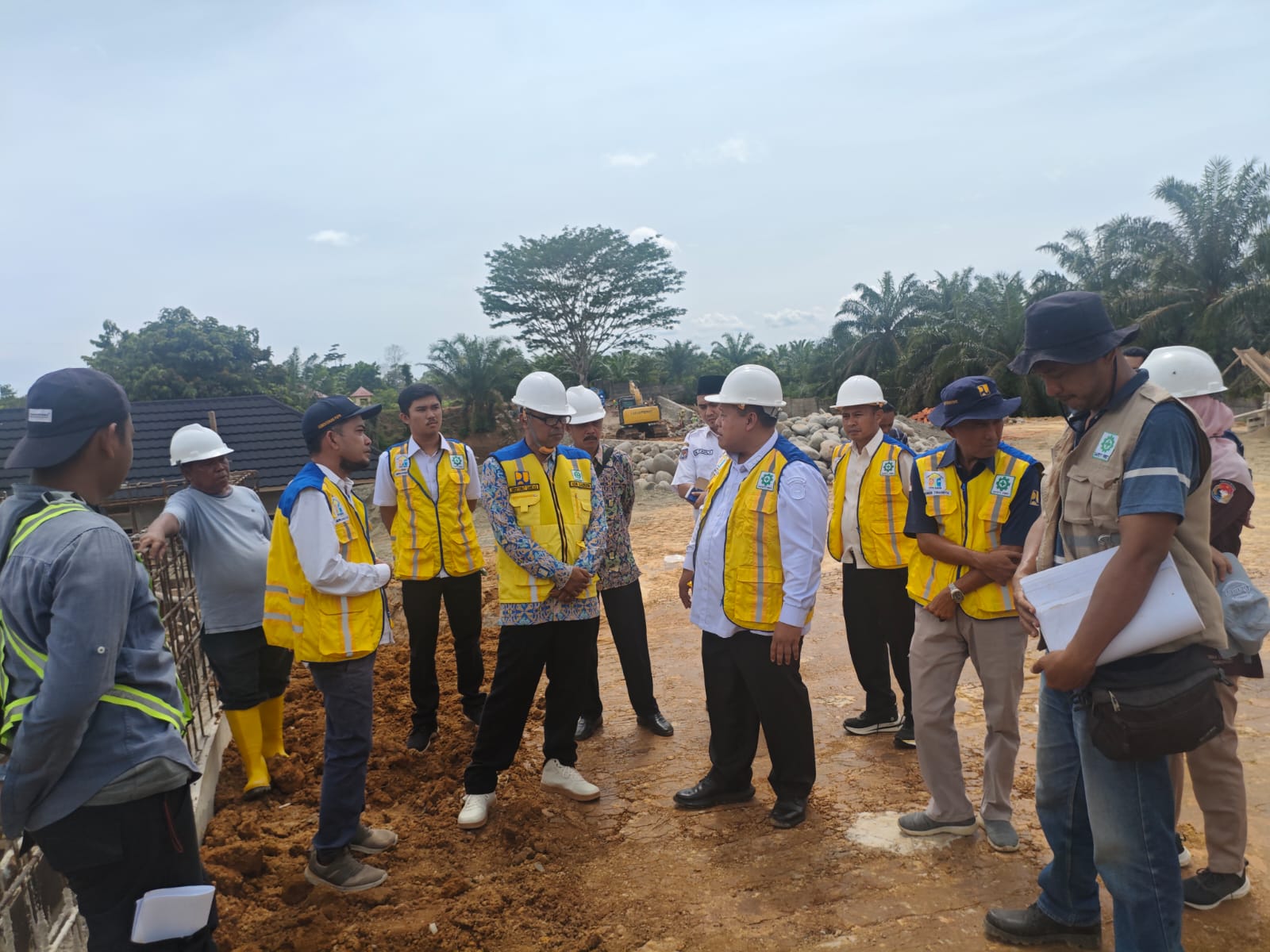 APBD Tidak Bisa Diandalkan, Bupati Mukomuko Incar Program Provinsi dan Pemerintah Pusat